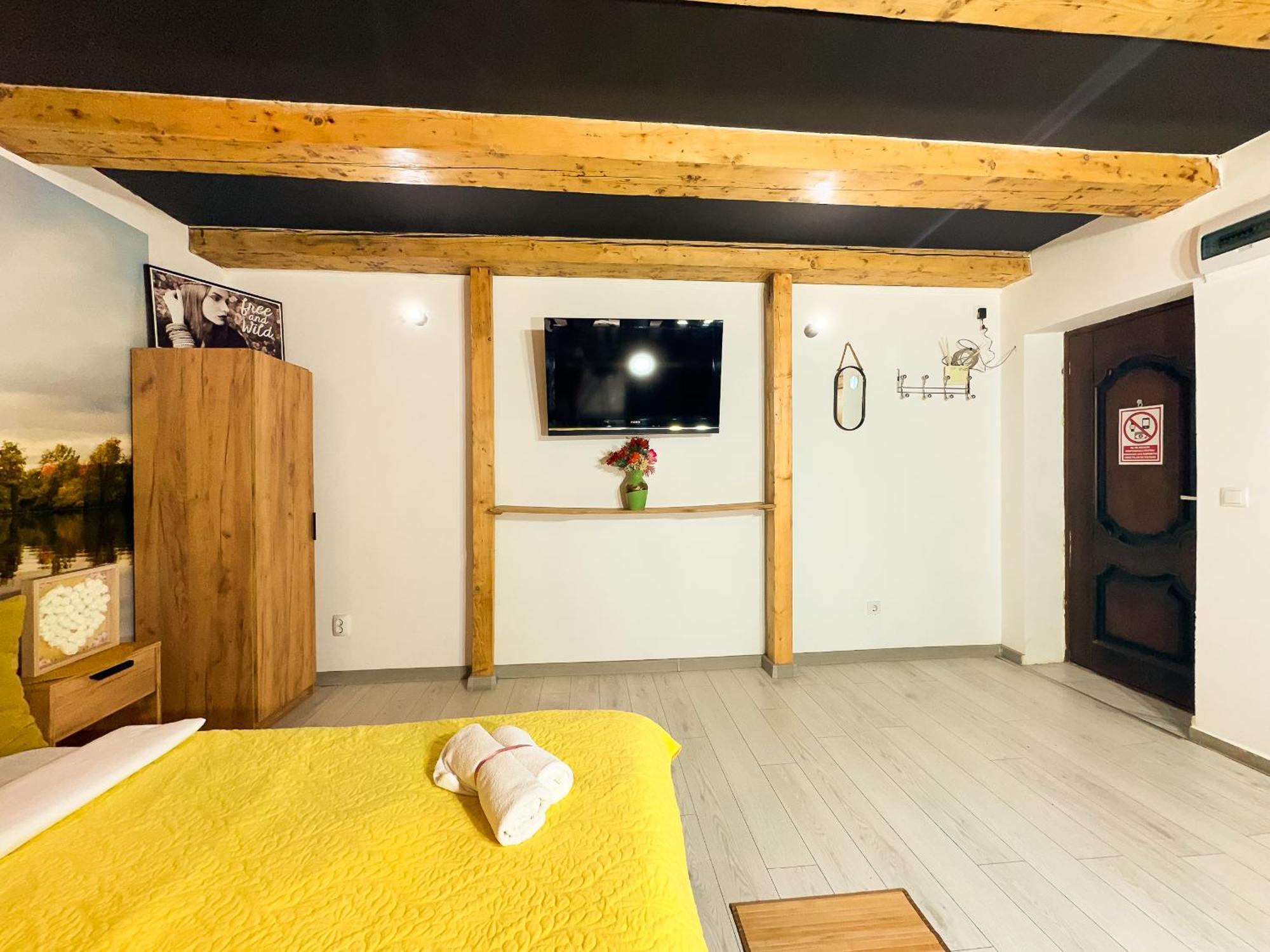 Venus Central Lux Studio 克拉奥华 外观 照片